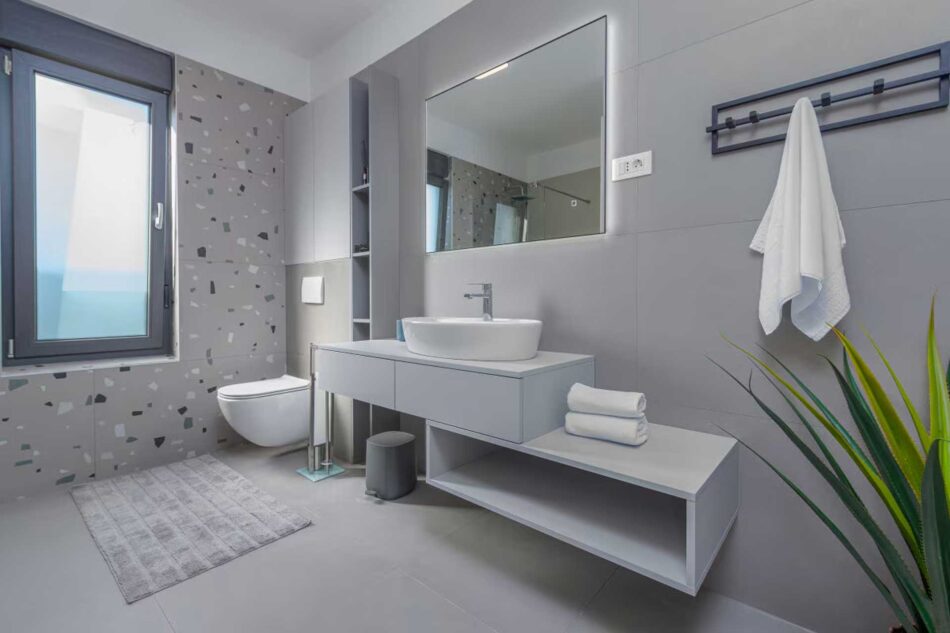Bathroom2